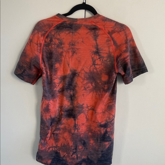 Lululemon Metal Vent Tech Short Sleeve Shirt 2.0 - Picture 8 of 10